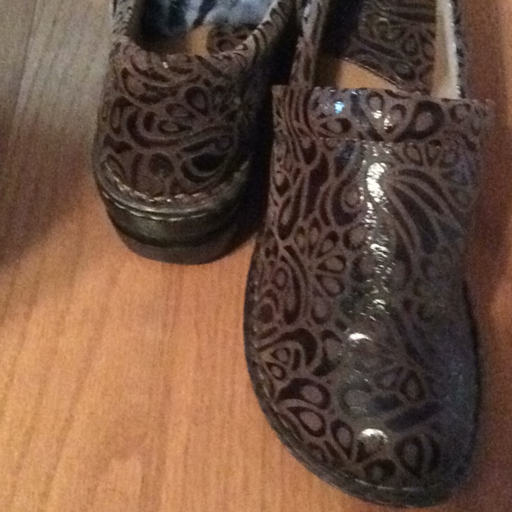 BOC clogs. - Picture 3 of 5
